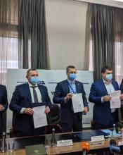 Човниковий потяг: швидко і комфортно