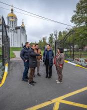 У межах проєкту «Рух без бар’єрів» до Бучі завітала уповноважена Президента України з питань безбар’єрності Тетяна Ломакіна У межах проєкту «Рух без бар’єрів» до Бучі завітала уповноважена Президента України з питань безбар’єрності Тетяна Ломакіна