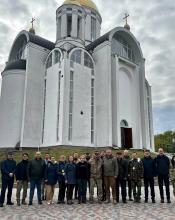Бучу відвідали представники Київської асоціації військових аташе, аби вшанувати пам’ять загиблих Бучу відвідали представники Київської асоціації військових аташе, аби вшанувати пам’ять загиблих