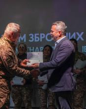 До Міжнародного дня волонтера та напередодні Дня Збройних Сил України відзначили тих, хто щодня робить країну сильнішою. До Міжнародного дня волонтера та напередодні Дня Збройних Сил України відзначили тих, хто щодня робить країну сильнішою.