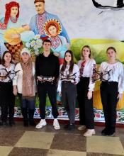 Три дрони-камікадзе для ЗСУ від дітей Бучанської громади Три дрони-камікадзе для ЗСУ від дітей Бучанської громади