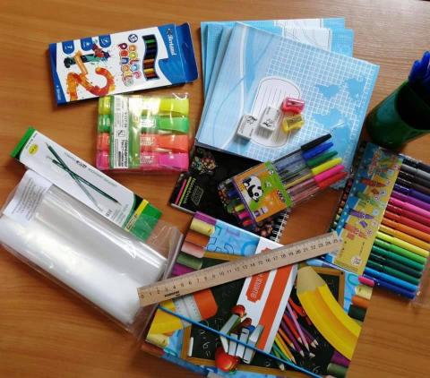 Акція «Школяр»: канцтовари для відмінників від міської влади 