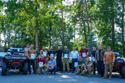 Конвертуємо нашу лють у підтримку війська: понад 10 мільйонів гривень Бучанська громада спрямувала на транспорт і техніку для дев’яти підрозділів Сил оборони України