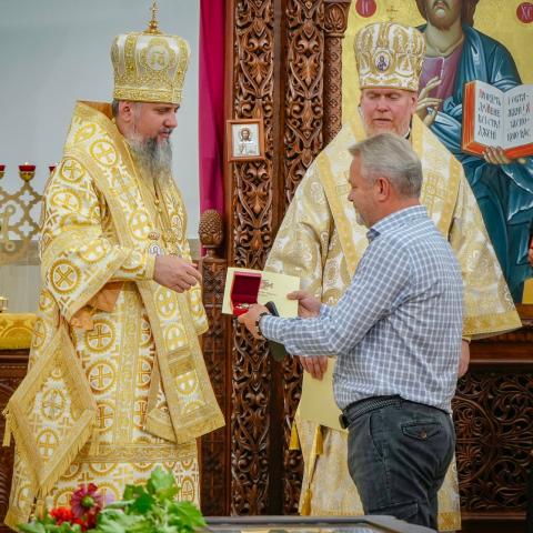 Митрополит Епіфаній освятив Храм Святого Апостола Андрія Первозванного та Усіх Святих у Бучі Митрополит Епіфаній освятив Храм Святого Апостола Андрія Первозванного та Усіх Святих у Бучі