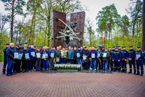 Яка ціна брехні? Сьогодні минає 40 років від Чорнобильської катастрофи – техногенної трагедії, спричиненої сукупністю факторів, серед яких і замовчування та безвідповідальність радянського режиму.