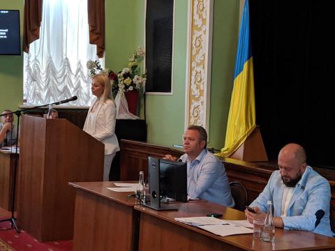 На сесії розглянуто понад сто питань На сесії розглянуто понад сто питань