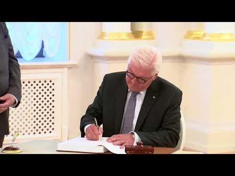 Вбудована мініатюра для Порошенко Штайнмаєр зустріч тет-а-тет