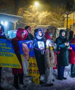 Стань світлом для тих, хто досі не вдома… У Бучі відбулася акція пам’яті та підтримки зниклих безвісти та полонених «Світло надії». 