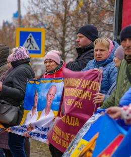 Безвісти зниклий – не значить забутий. У Бучі пройшла мирна акція «Голоси тиші»
