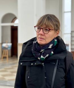 Бучу відвідала Александра Гужон – французька політологиня, доцентка політичних наук Університету Бургундії, яка понад 30 років досліджує Україну.